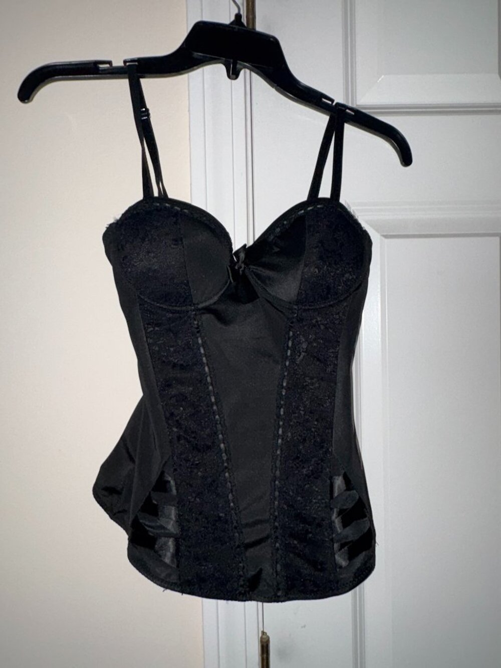 Spirit Halloween corset top, solid black, women's size S.